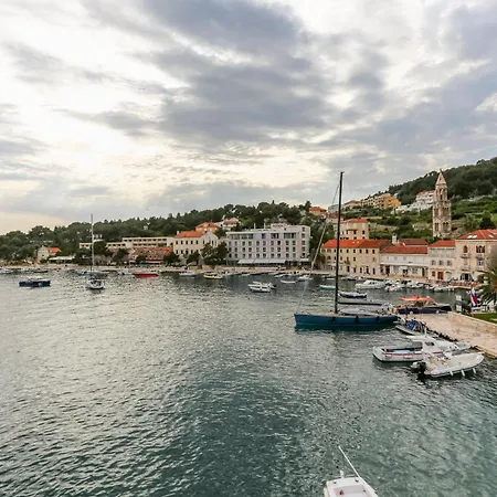 Διαμέρισμα Lilly With Amazing View