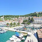 Lilly With Amazing View Hvar Town