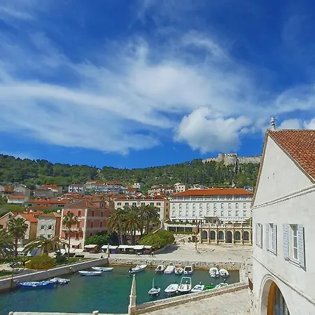 Lilly With Amazing View * Hvar Town