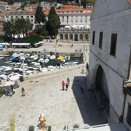 Lilly With Amazing View Hvar Town