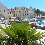 Apartment Lilly With Amazing View Hvar Town